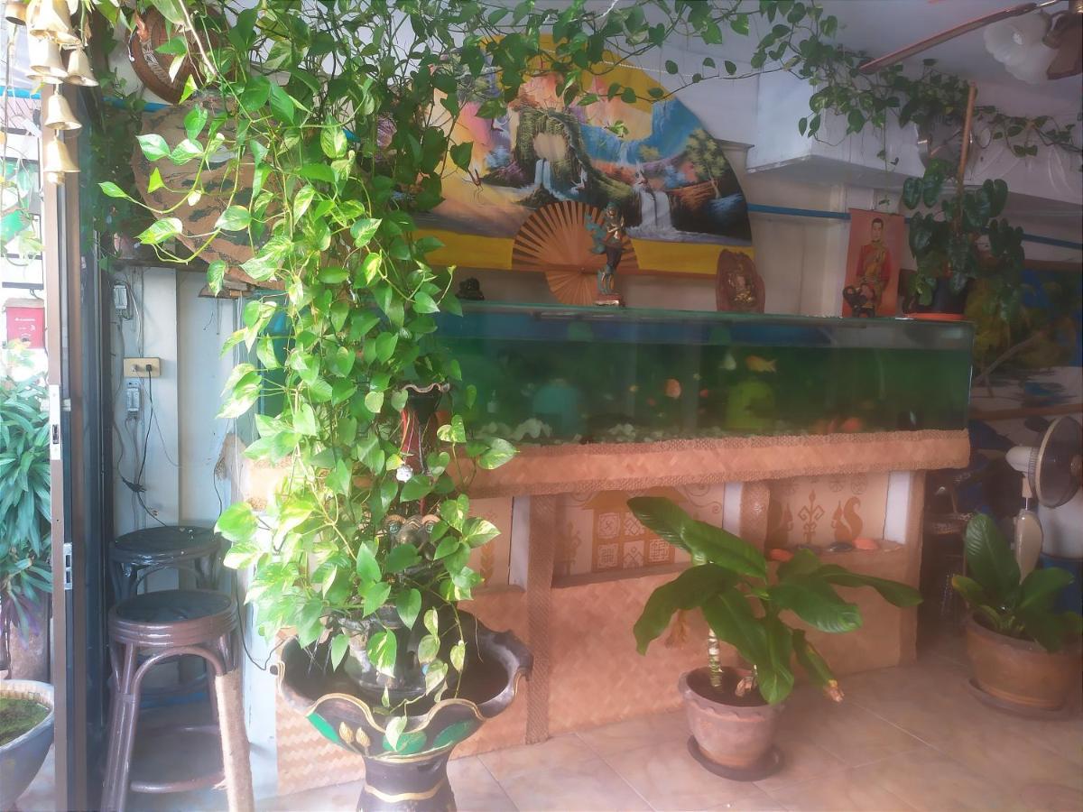 Sv. House Hotel Bãi biển Jomtien Ngoại thất bức ảnh
