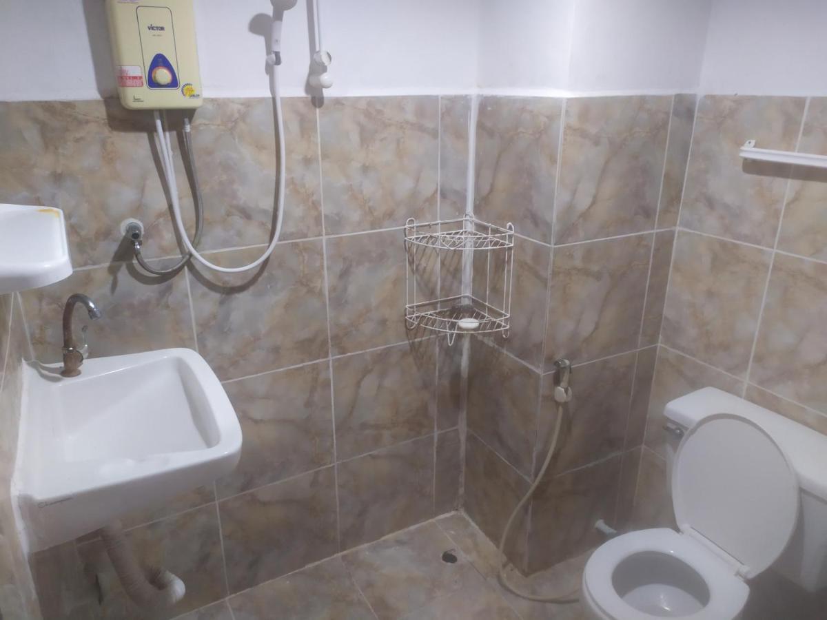 Sv. House Hotel Bãi biển Jomtien Ngoại thất bức ảnh