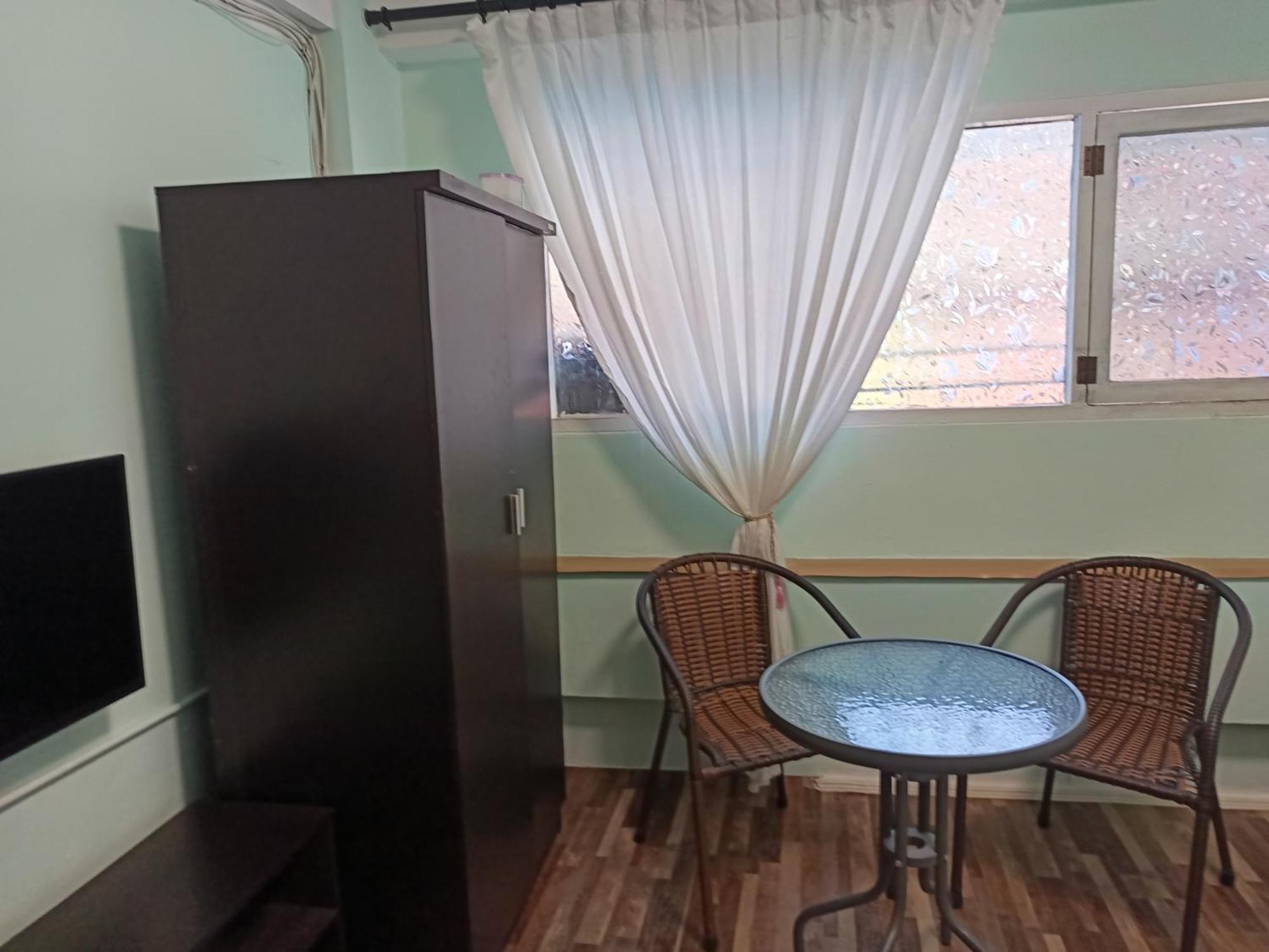 Sv. House Hotel Bãi biển Jomtien Ngoại thất bức ảnh